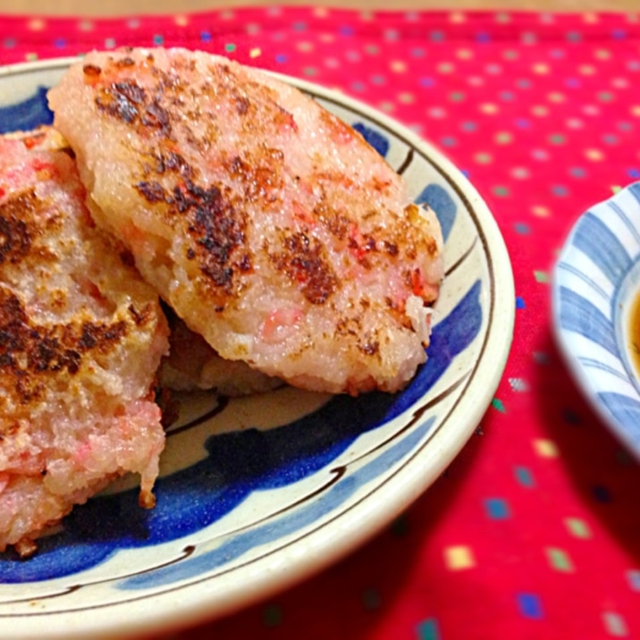 おつまみに☆レンコンと桜エビのモチモチ焼き